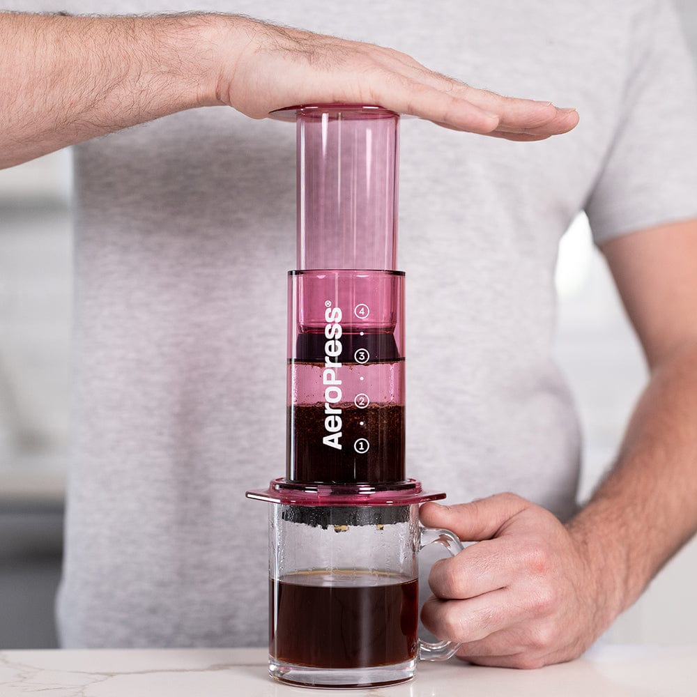 AeroPress AeroPress Clear Coffee Maker (Pink) 085276082370